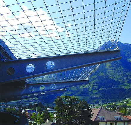 Absturzsichernung beim Brückenbau
